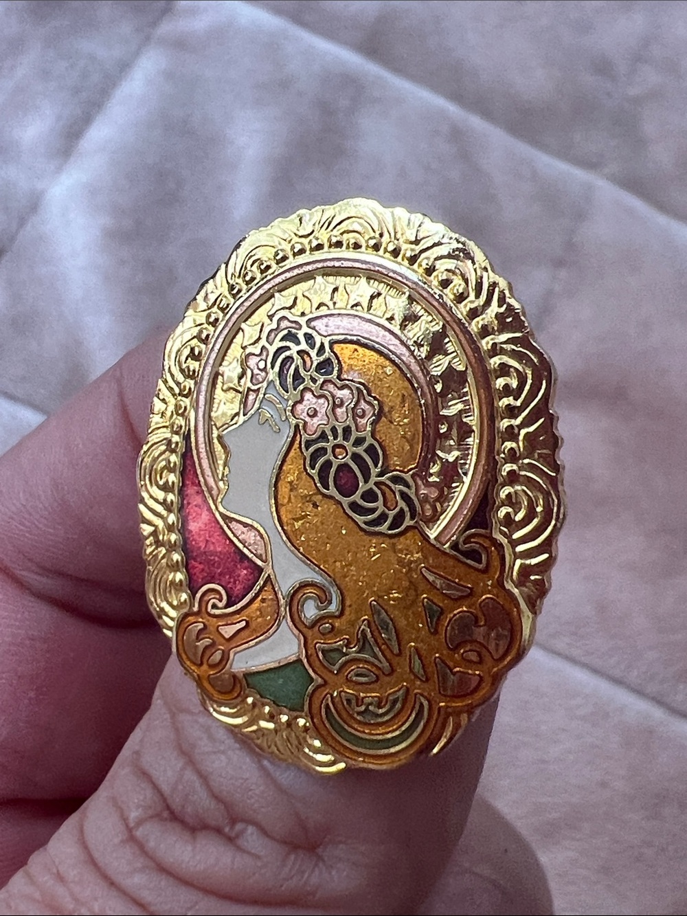 Gold-Tone Art Nouveau Floral Woman Enamel brooch Pink/Gold